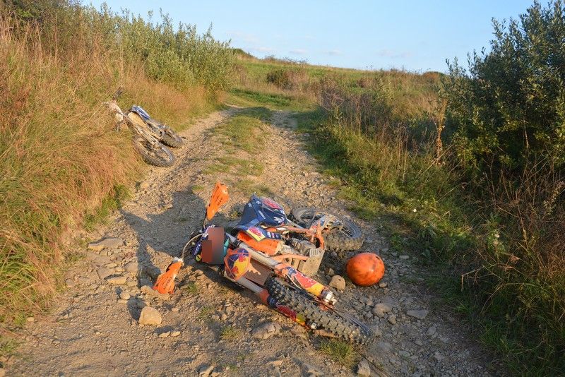 Policyjny pościg za motocyklistą  - Zdjęcie główne