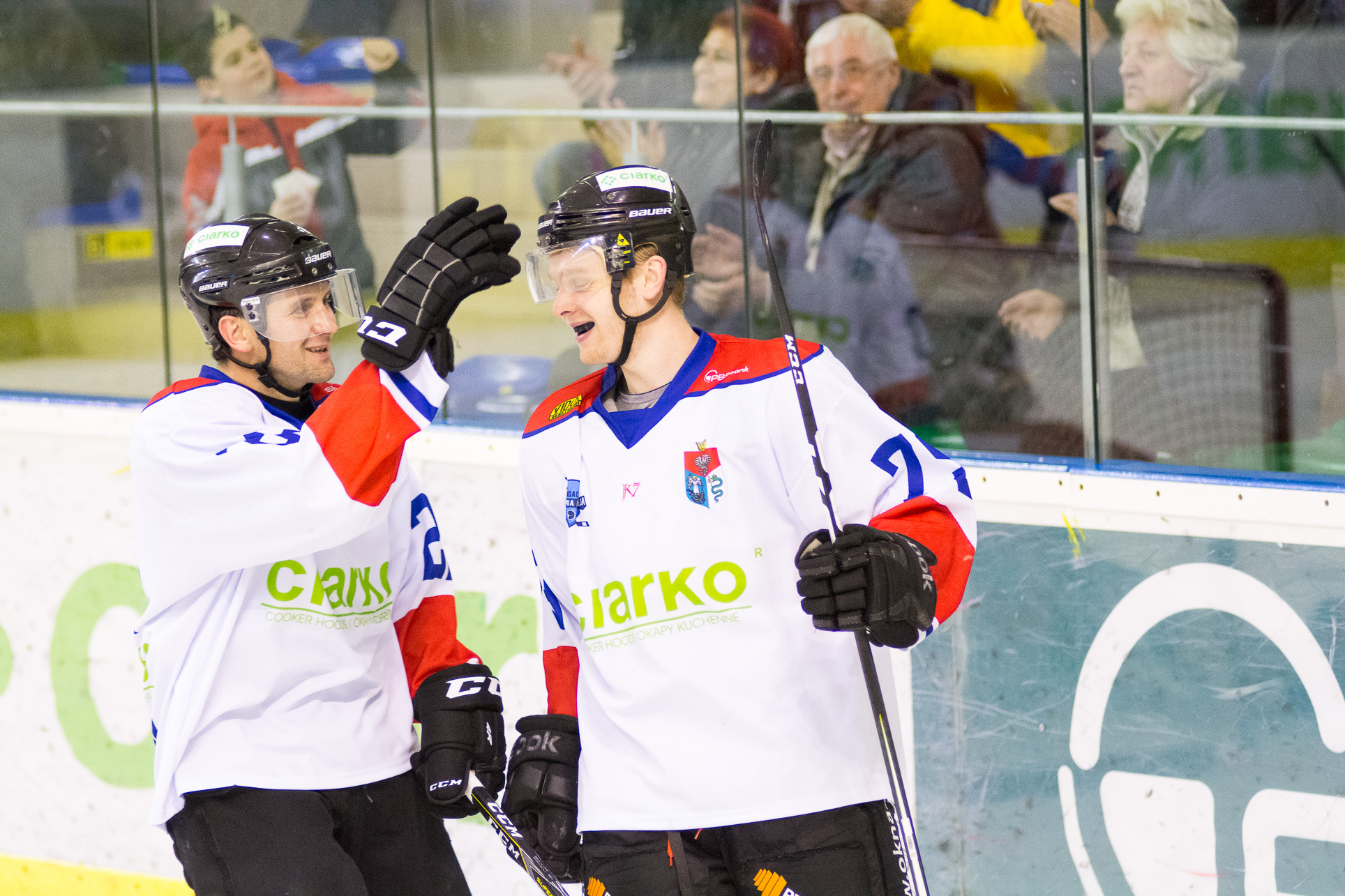 Hokeiści Ciarko KH 58 Sanok wygrali pierwszy mecz fazy play-off - Zdjęcie główne