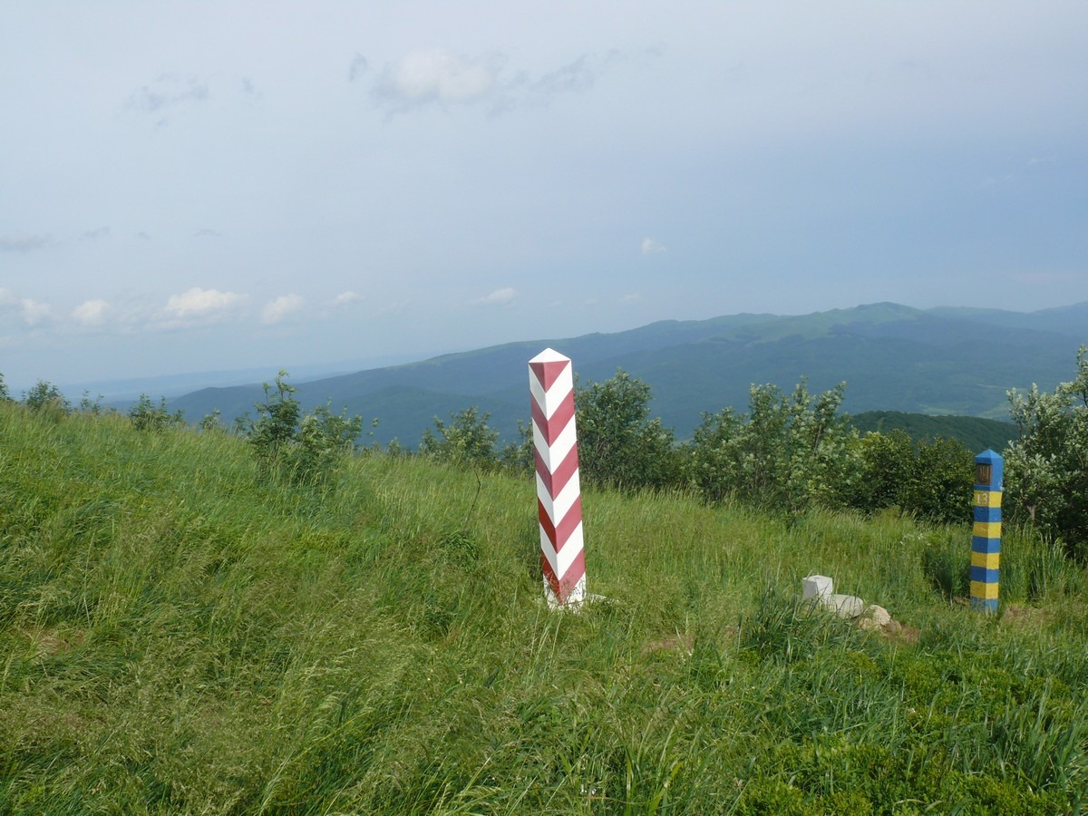 BIESZCZADY: Przez Rawki na Krzemieniec - 3 granice [ZDJĘCIA+VIDEO] - Zdjęcie główne