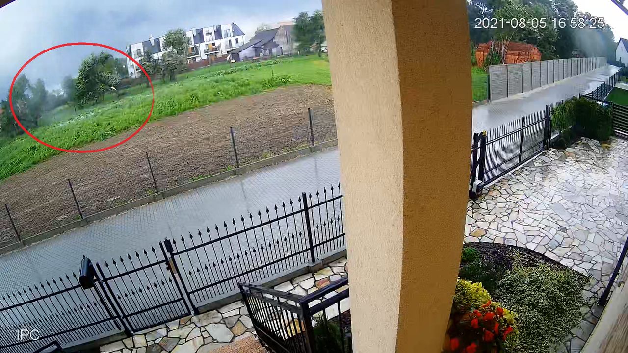 Trąba powietrzna na Podkarpaciu! Jest nowe nagranie [WIDEO] - Zdjęcie główne