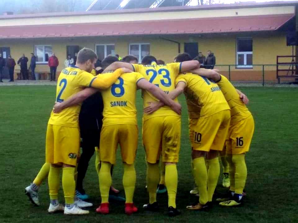 Ekoball triumfuje w Wiśniowej - Zdjęcie główne