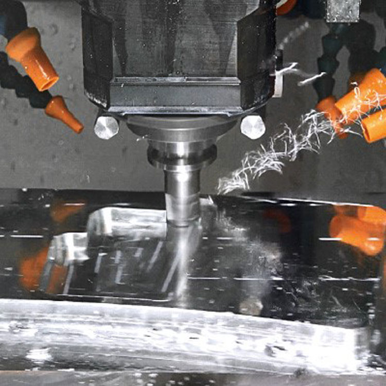 Frezarka CNC – przyszłość obrabiania materiałów - Zdjęcie główne