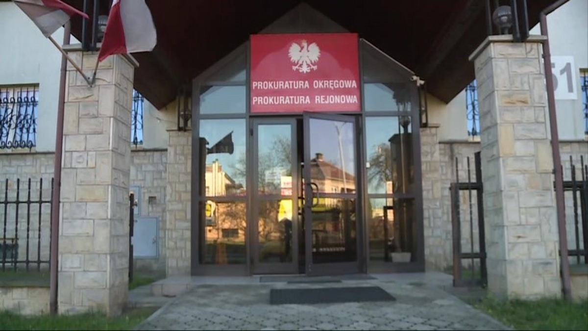 IZDEBKI: Proces Krzysztofa S. oskarżonego o molestowanie córek odroczony - Zdjęcie główne