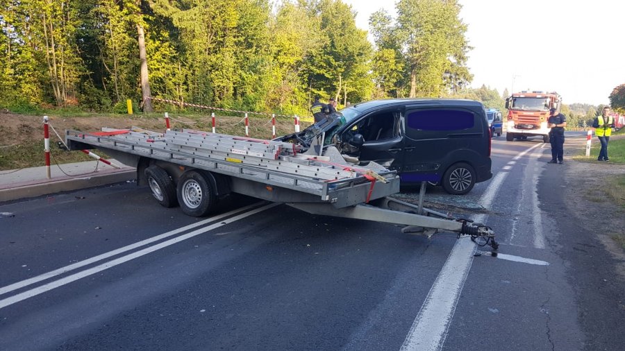 Zderzenie dwóch pojazdów w Nowosielcach  - Zdjęcie główne
