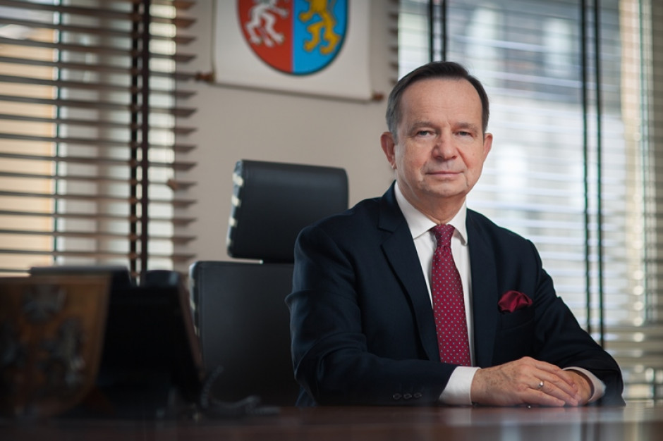 Władysław Ortyl krytycznie o ślubie kościelnym Kurskiego: "Smutek i gorycz"  - Zdjęcie główne