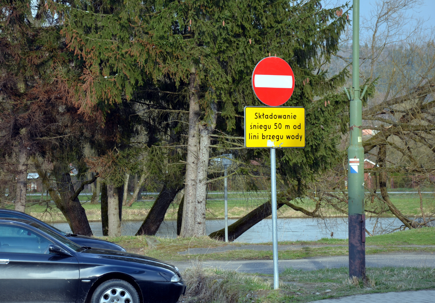 SYGNAŁY CZYTELNIKÓW: "Składowanie śniegu" po sanocku! - Zdjęcie główne