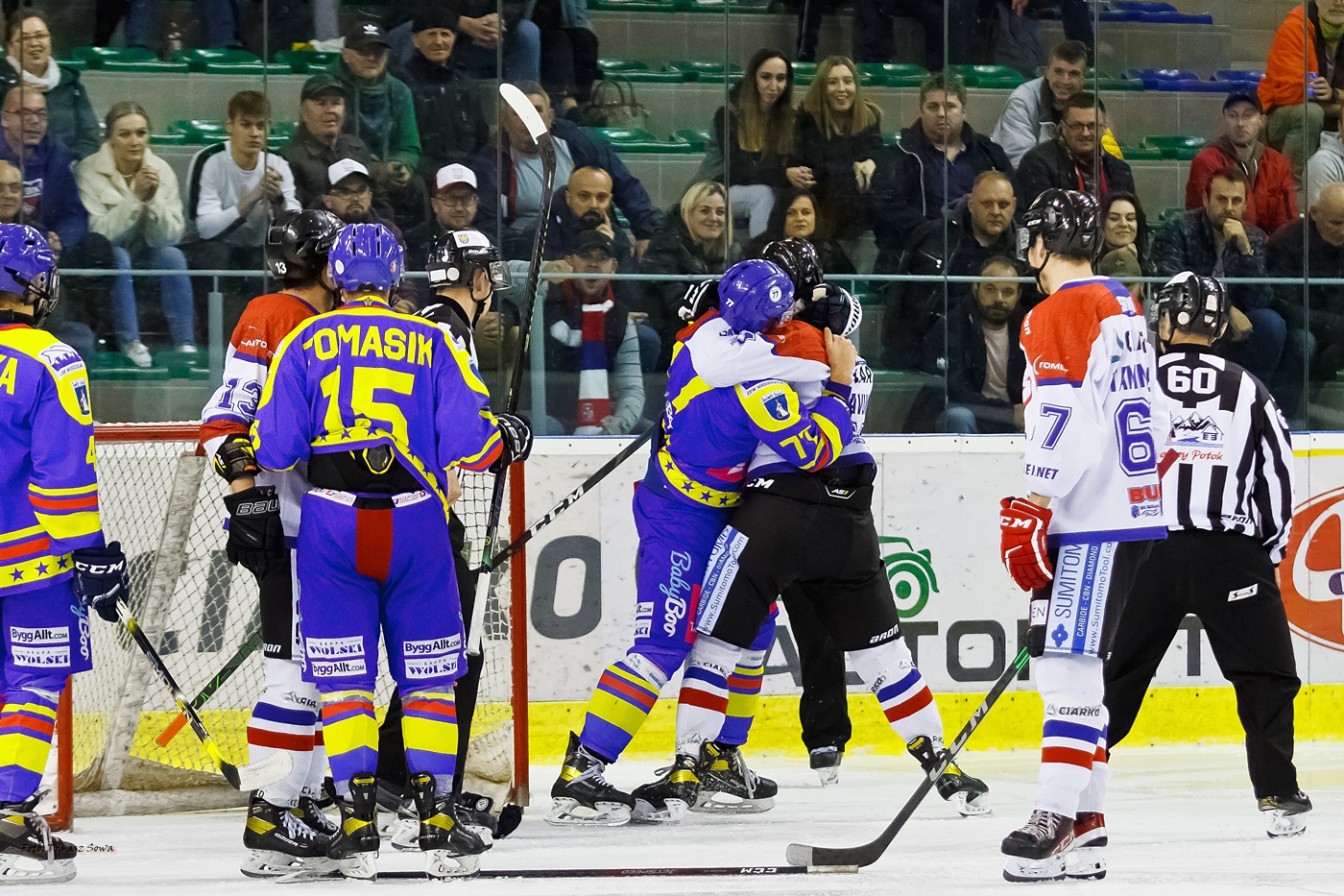 Hat trick Bukowskiego i udany debiut Saszy. Ciarko STS Sanok w pięknym stylu pokonało Podhale Nowy Targ [ZDJĘCIA] - Zdjęcie główne