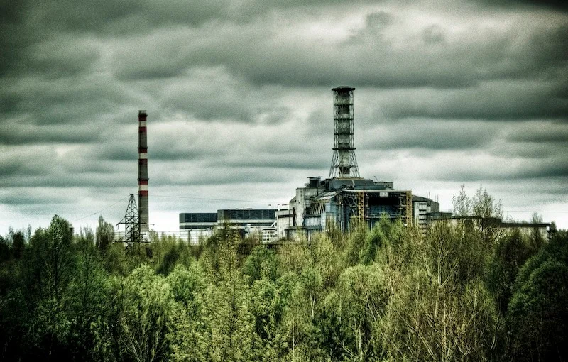 Elektrownia w Czarnobylu bez prądu! Włączono awaryjne chłodzenie reaktorów, ale tylko przez maksymalnie 48 godzin. Naukowcy apelują jednak o spokój - Zdjęcie główne