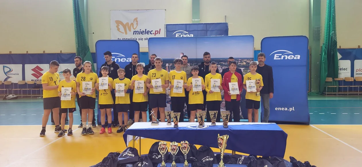Uczniowie SP8 w Mielcu zwycięzcami Regionalnej Ligi Młodzieżowej „Enea Cup" - Zdjęcie główne