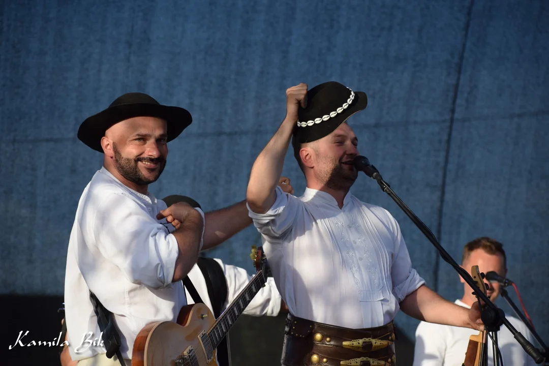 Koncert zespołu Baciary w Kolbuszowej. Dali czadu na scenie! Zobaczcie sami [ZDJĘCIA,VIDEO] - Zdjęcie główne