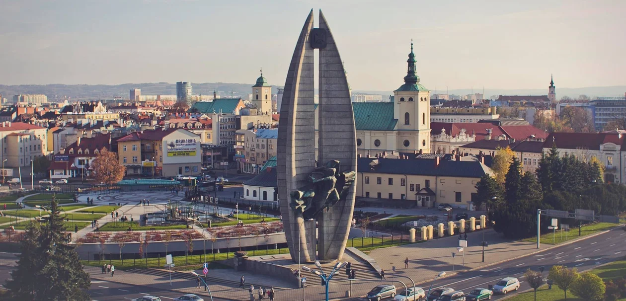 Zlikwidować Pomnik Czynu Rewolucyjnego w Rzeszowie? Czekamy na wasze komentarze - Zdjęcie główne