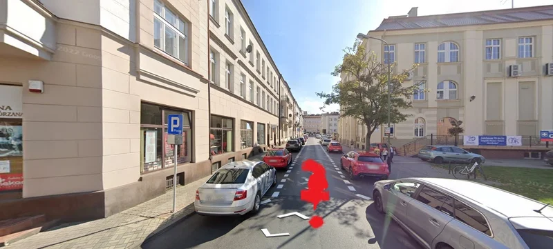 Obrazek do pytania - Gdzie się znajdujemy i co to za ulica?