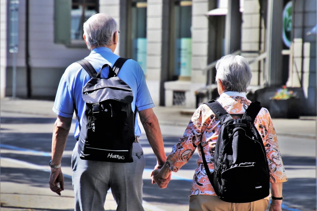 Opaski bezpieczeństwa dla seniorów z Rzeszowa. Do czego służą? Kto i jak może je otrzymać? - Zdjęcie główne