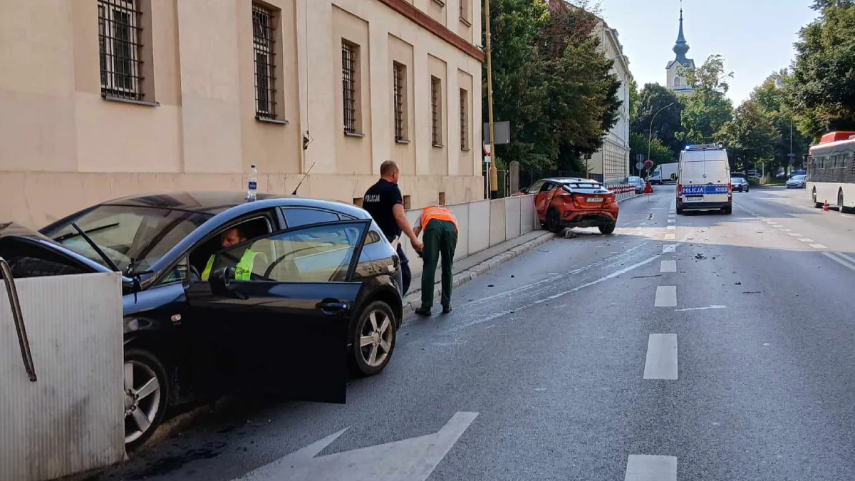 Korki i utrudnienia ruchu w Rzeszowie. Wypadek na Lisa - Kuli  (16 sierpnia) - Zdjęcie główne