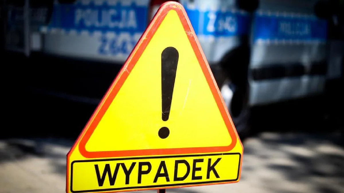 Wypadek w Tyczynie z udziałem trzech pojazdów. Droga wojewódzka nr 878 zablokowana! - Zdjęcie główne