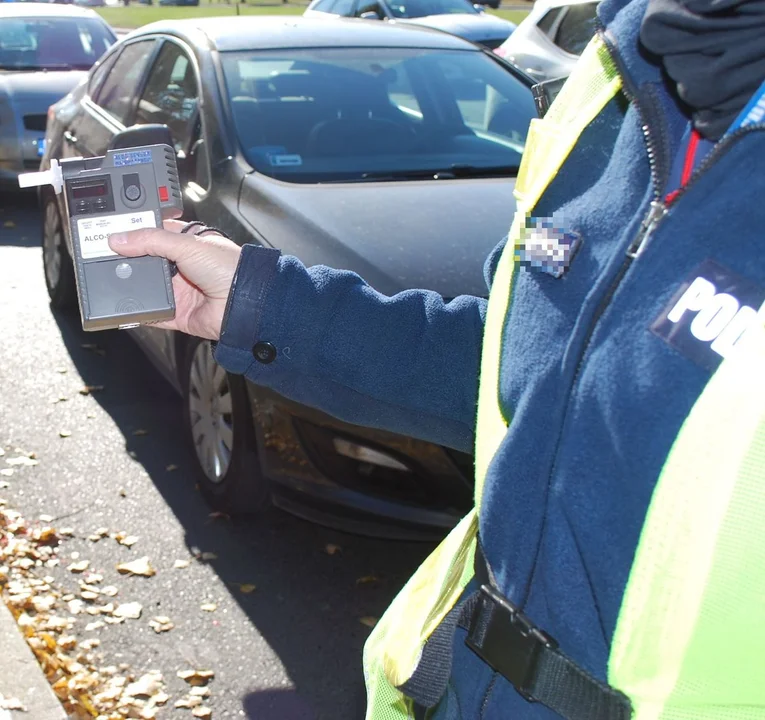 Driftował na oczach policjantów. Mężczyzna był pijany - Zdjęcie główne