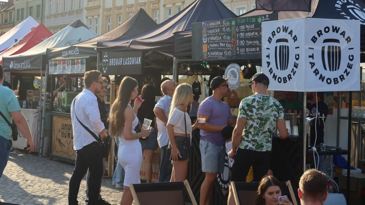 Rzeszowski Festiwal Piwa 2022. Raj dla smakoszy złocistego trunku [ZDJĘCIA] - Zdjęcie główne