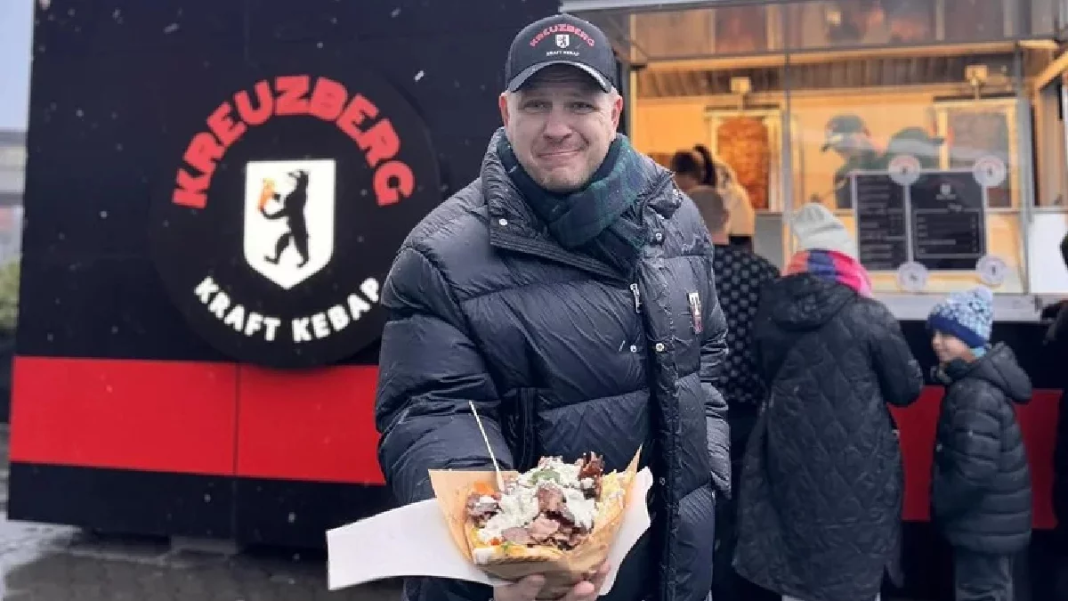 Filip Chajzer rusza na kebabowy podbój Rzeszowa. Wkrótce otworzy swój Kreuzberg Kebap - Zdjęcie główne