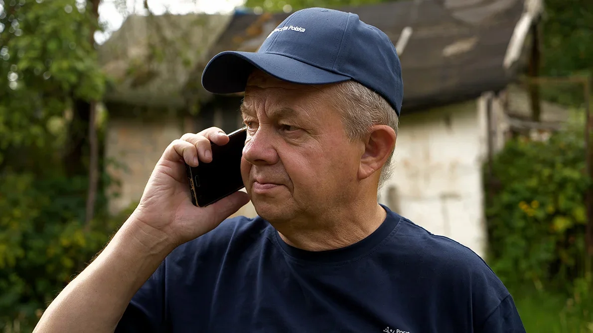 Kolejny listonosz bohatersko pomógł staruszce i uratował jej życie. To Mariusz Toczek z Hyżnego - Zdjęcie główne