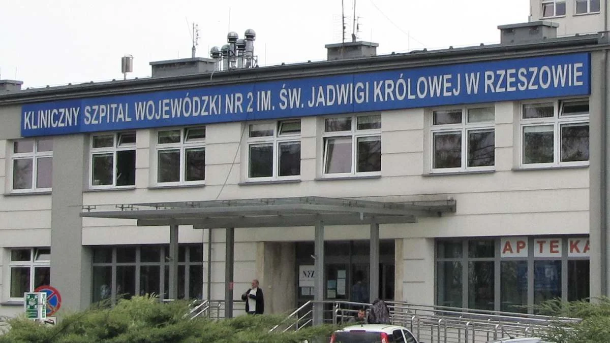 Kliniczny Szpital Wojewódzki nr 2 w Rzeszowie zapowiada wprowadzenie płatnych parkingów. Od kiedy? - Zdjęcie główne