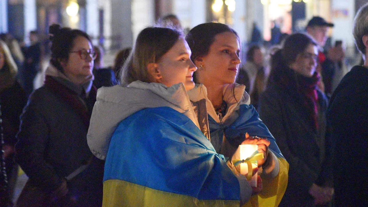 Rzeszów: Manifestacja solidarności z Ukrainą w drugą rocznicę wybuchu wojny [ZDJĘCIA] - Zdjęcie główne