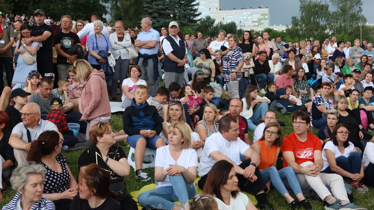 Koncert Jednego Serca Jednego Ducha w Parku Sybiraków [ZDJĘCIA + WIDEO] - Zdjęcie główne