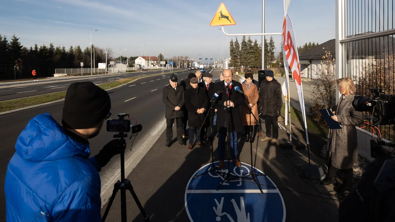 Przebudowa ul. Warszawskiej w Rzeszowie zakończona. Prezydent Fijołek podkreśla połączenie z autostradą A4 [ZDJĘCIA] - Zdjęcie główne