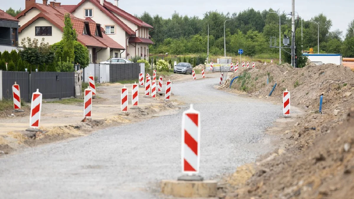 Na osiedlu Miłocin powstaje ulica Parkowa [ZDJĘCIA] - Zdjęcie główne