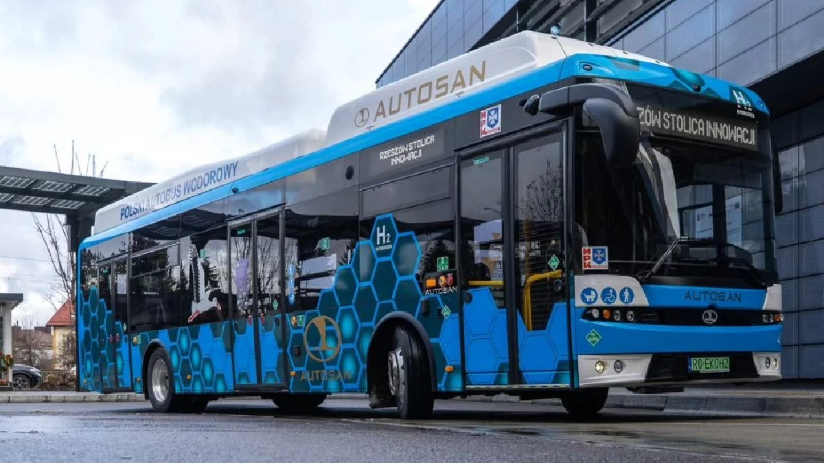 PKS Rzeszów zakupi 6 zeroemisyjnych autobusów wodorowych. Stolica Podkarpacia nie będzie z tyłu na tle Polski - Zdjęcie główne