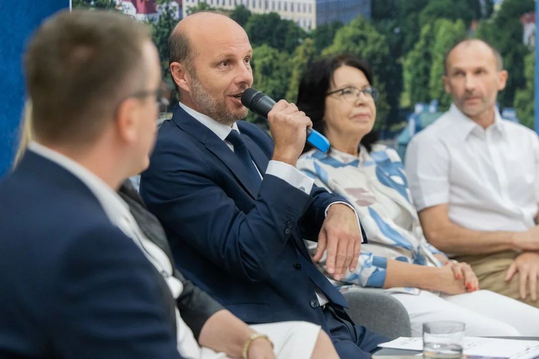 Konrad Fijołek rozmawiał o inwestycjach z mieszkańcami osiedli Przybyszówka, Kotuli i Krakowska Południe - Zdjęcie główne