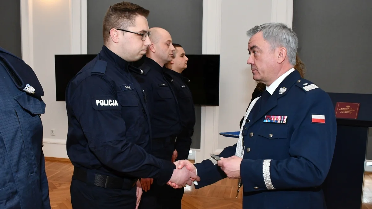 Nowi policjanci w szeregach podkarpackiej policji [ZDJĘCIA] - Zdjęcie główne