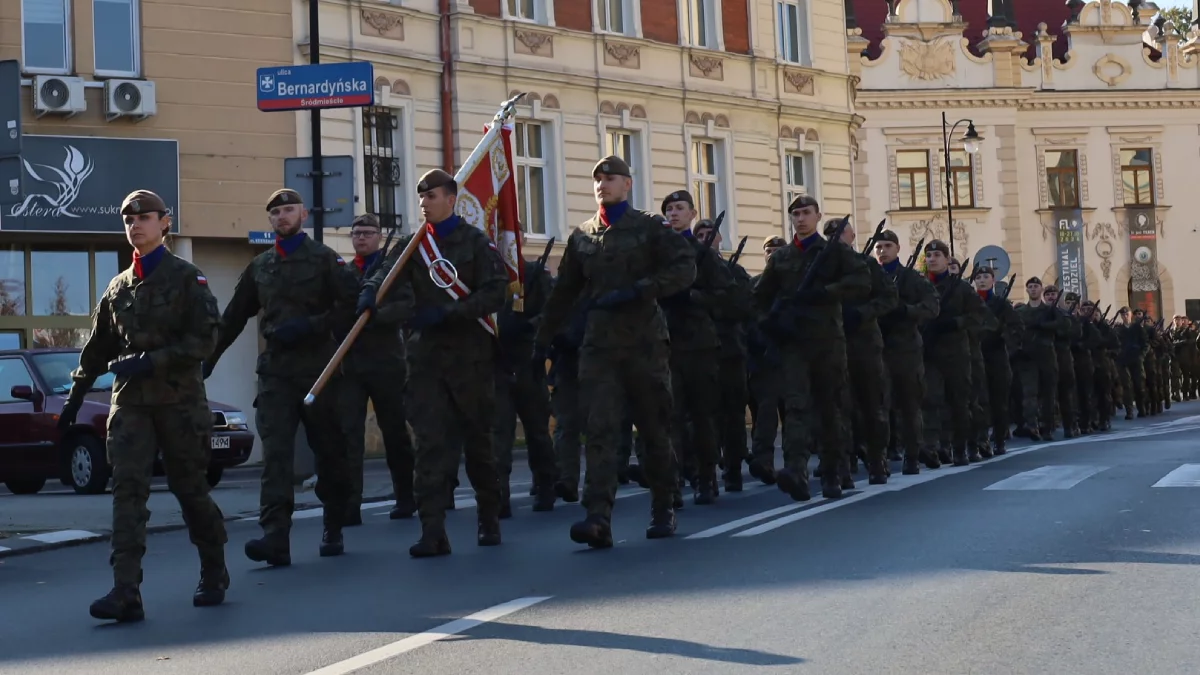 Defilada wojskowa z okazji przysięgi Terytorialsów [ZDJĘCIA] - Zdjęcie główne