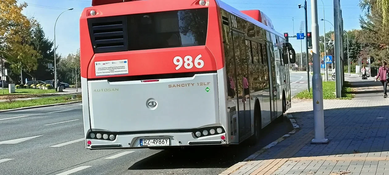 Rzeszów kupi nowe autobusy elektryczne - Zdjęcie główne