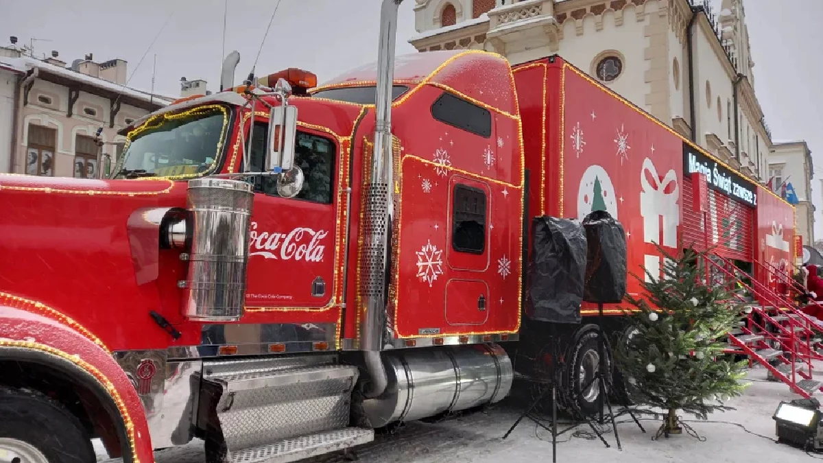 Cieżarówka Coca-Coli wkrótce wyjeżdża w trasę. Czy przyjedzie do Rzeszowa? - Zdjęcie główne