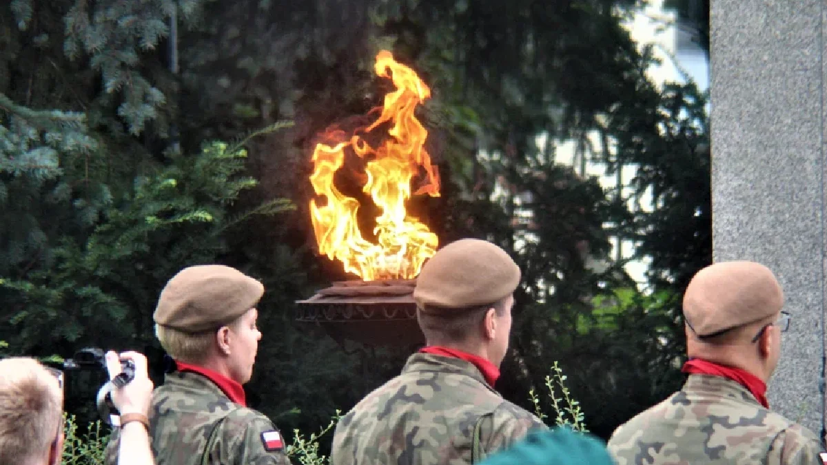 1 sierpnia w Rzeszowie uroczystości 80. rocznicy wybuchu Powstania Warszawskiego. Zawyją syreny - Zdjęcie główne