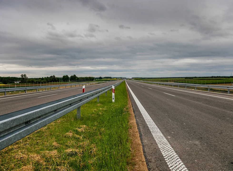 Na S19 z Rzeszowa do Lublina nie ma możliwości zatankowania. Kiedy powstaną stacje benzynowe?  - Zdjęcie główne