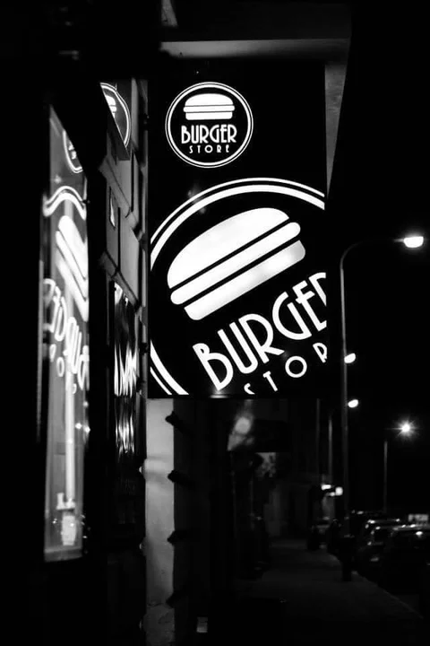 Zamknięcie burgerowni w Rzeszowie. Ceny prądu zabijają biznes - Zdjęcie główne