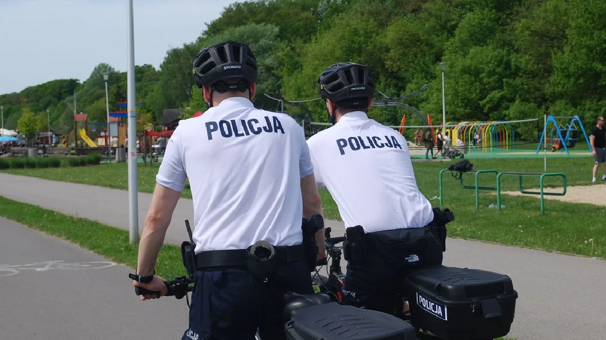 Policjanci na rowerach patrolują Rzeszów. Tam, gdzie najtrudniej dojechać samochodem - Zdjęcie główne