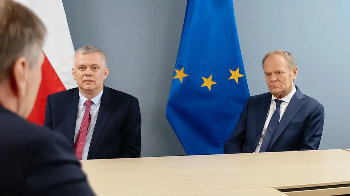 Donald Tusk w Jasionce i Rzeszowie. Delegatura ABW przywrócona, są też zapowiedzi dalszej współpracy polsko-amerykańskiej - Zdjęcie główne