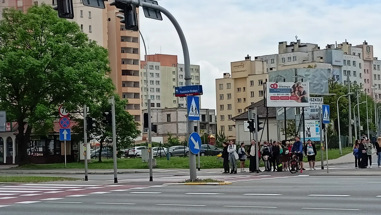 Skrzyżowanie Kwiatkowskiego i Powstańców Warszawy