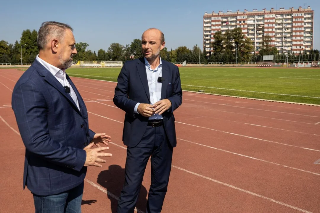 Sześć ofert w przetargu na budowę Podkarpackiego Centrum Lekkiej Atletyki. Prezydent Rzeszowa: „Spośród nich wybierzemy tę, która wybuduje stadion” - Zdjęcie główne