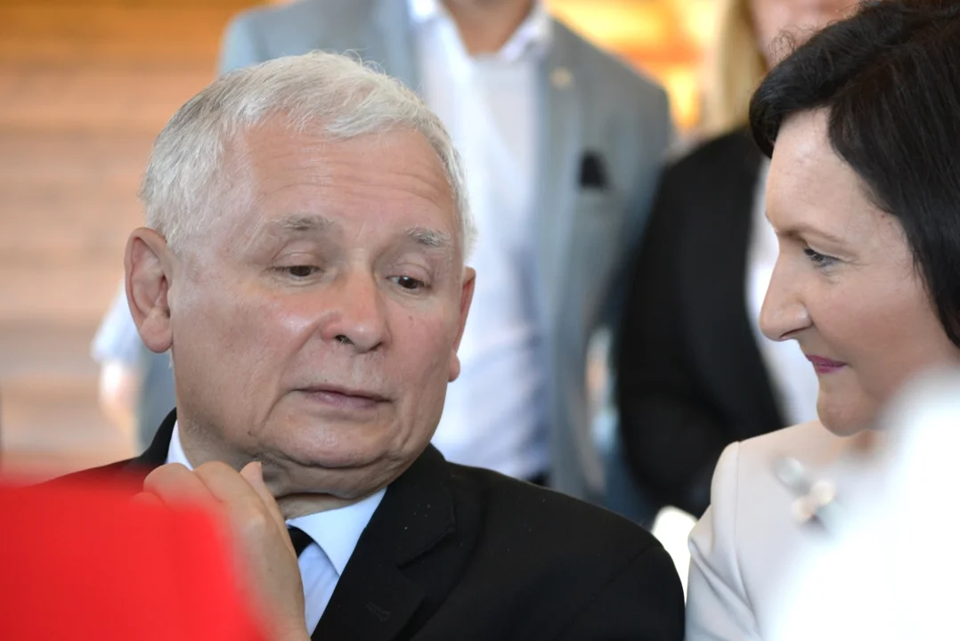 Jarosław Kaczyński z wizytą na Podkarpaciu. Startuje konwencja wyborcza PiS-u w Jasionce koło Rzeszowa - Zdjęcie główne