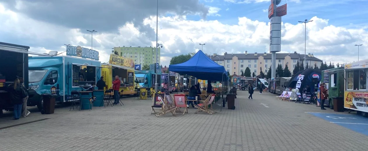 Street Food Festival w galerii Nowy Świat w Rzeszowie. Co można zjeść i za ile? [ZDJĘCIA] - Zdjęcie główne