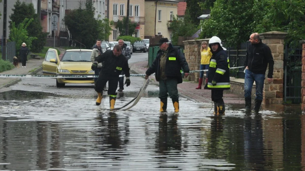 Ogromne ulewy zaleją Polskę? Te województwa szykują się na najgorsze - Zdjęcie główne