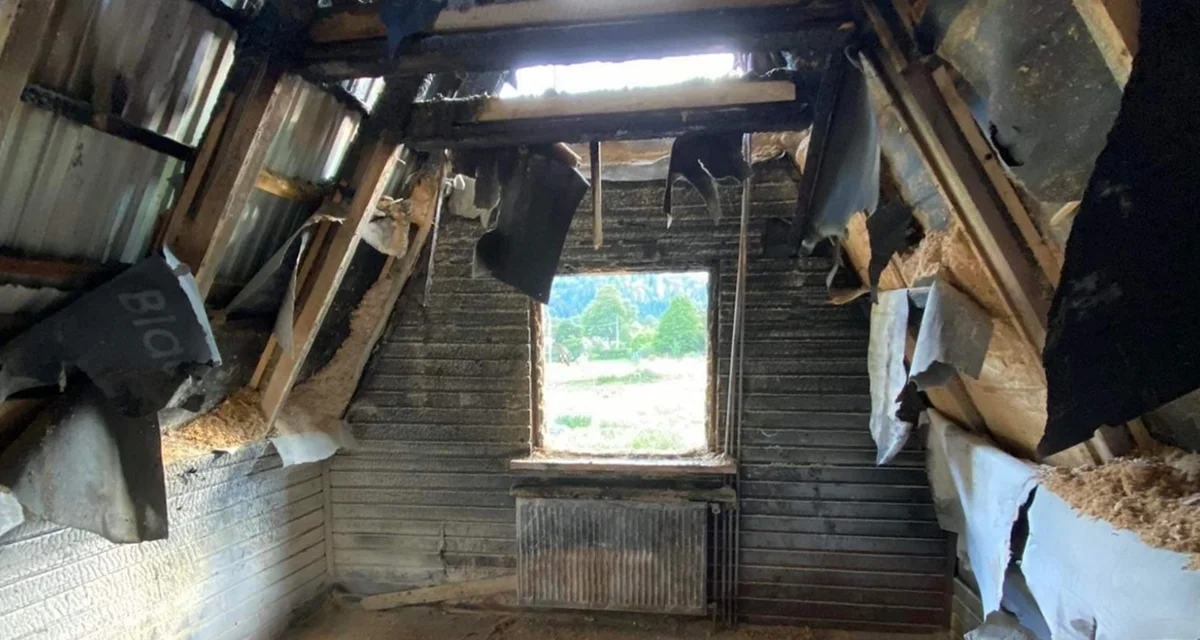Pożar w domu jednorodzinnym w Cisnej. Trwa zbiórka pieniędzy na pomoc w odbudowie - Zdjęcie główne