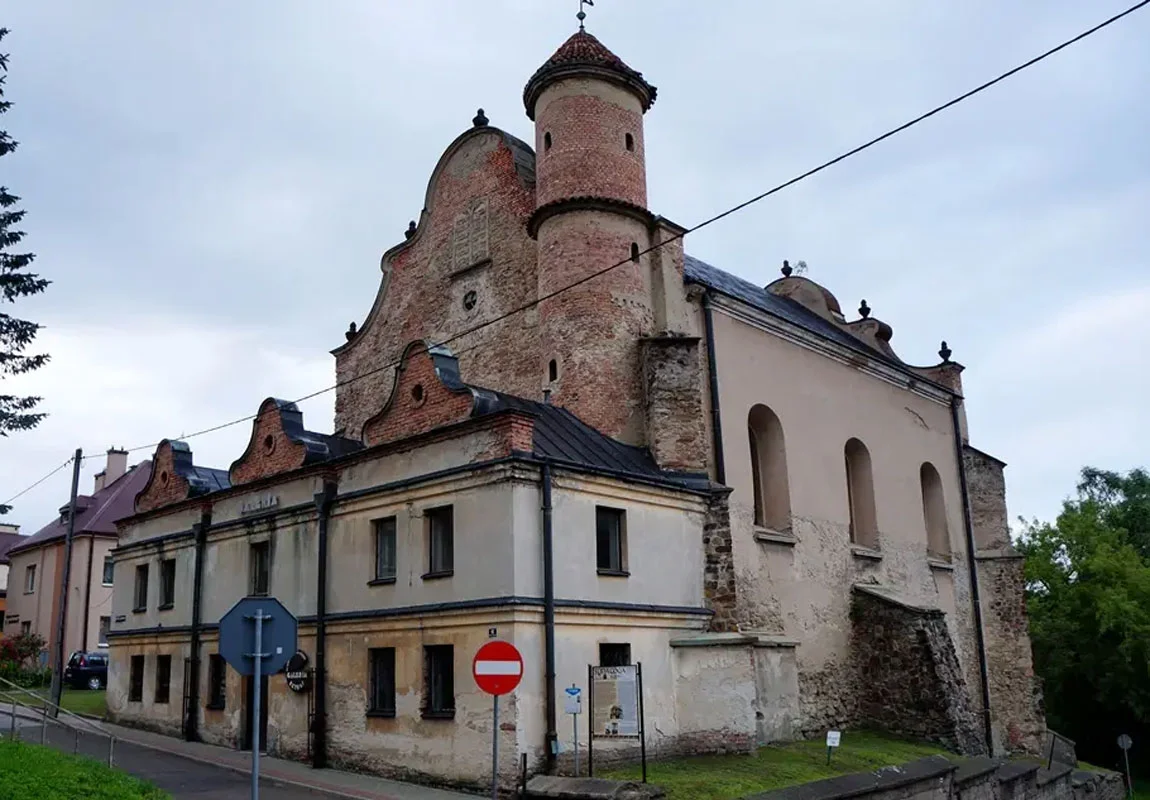 Leska synagoga. Nietuzinkowy zabytek - Zdjęcie główne