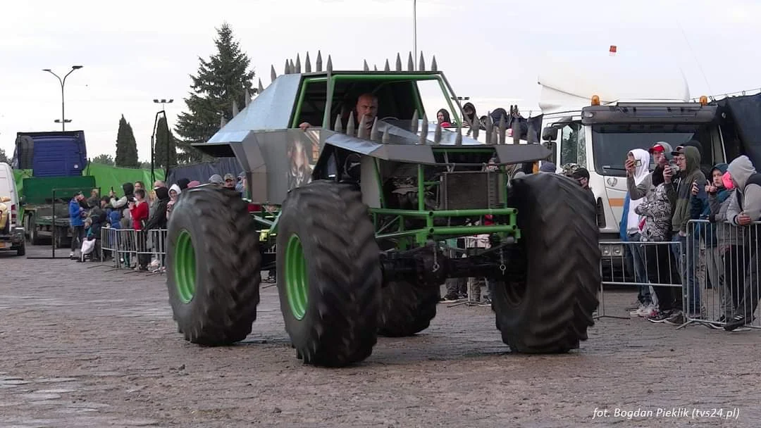 Monster Truck Show i popisy kaskaderów w Ustrzykach Dolnych i Lesku. Wygraj bilety na to wydarzenie! - Zdjęcie główne