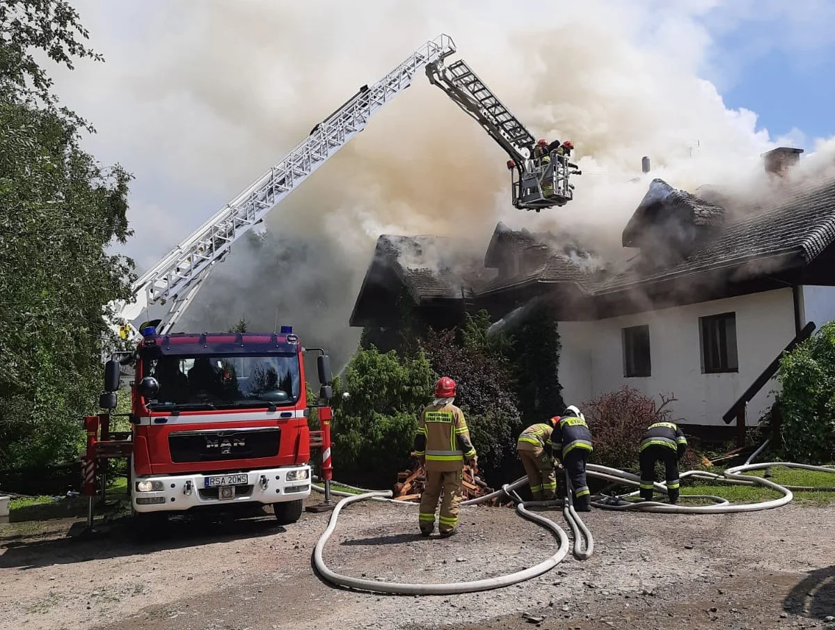 Pożar pensjonatu w Bieszczadach - Zdjęcie główne