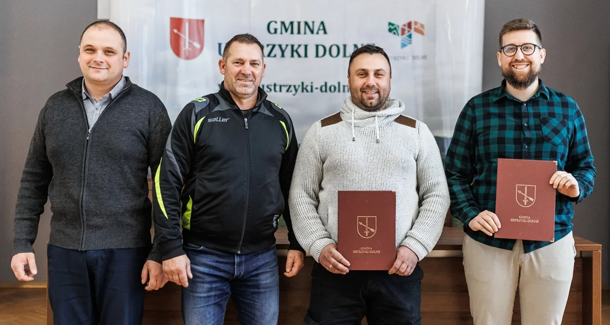 Ważny moment w historii dwóch klubów piłkarskich. MKS Ustrzyki Dolne podpisał umowę partnerską z Lotnikiem Ustjanowa - Zdjęcie główne