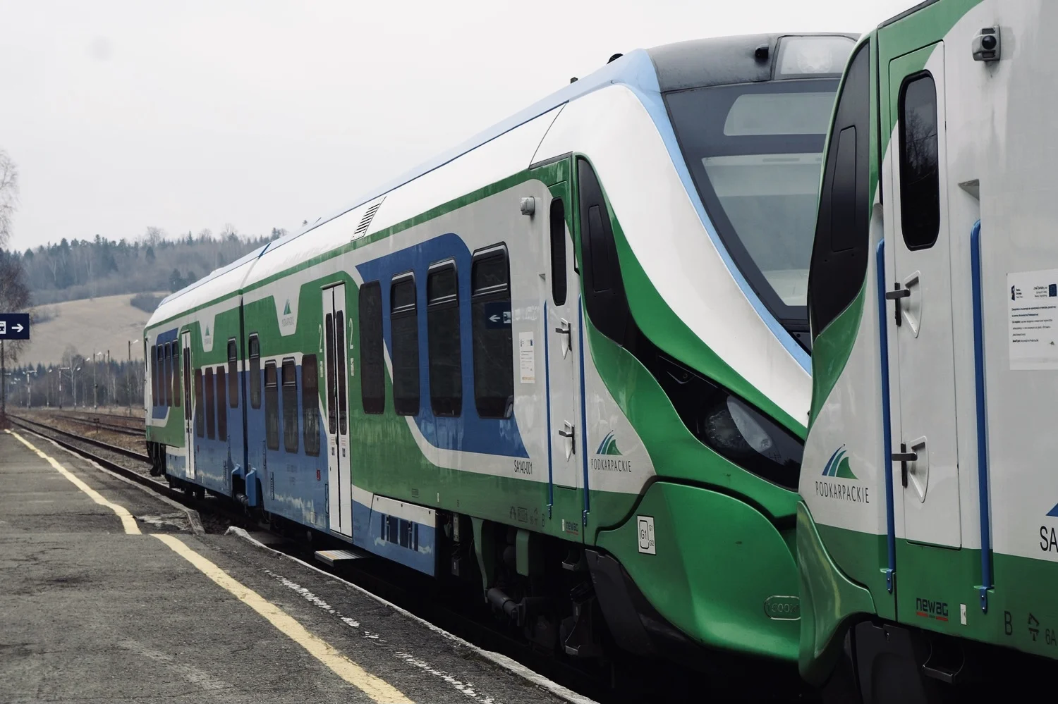 Do Uherzec Mineralnych autobusem, a dalej pociągiem. Kolejne grupy uchodźców z Ukrainy wyjechały w kierunku Tarnowa - Zdjęcie główne